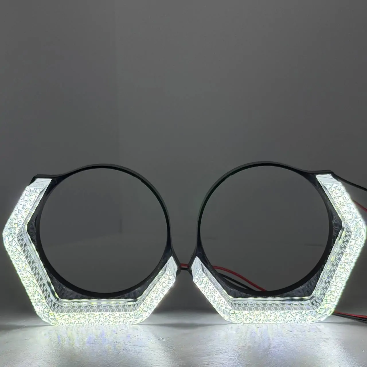 maska-dlya-linzy-3-v-type-tip-v-s-led-podsvetkoj_1